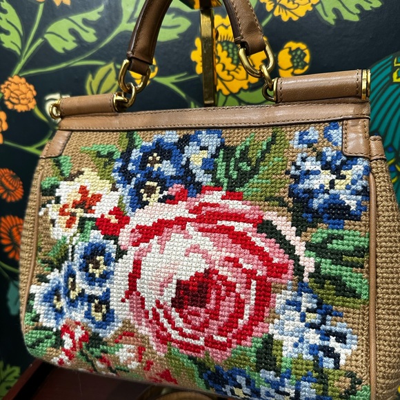 Dolce & Gabbana Floral Needlepoint Satchel w/ crossbody Strap – Made in Italy - Picture 11 of 17